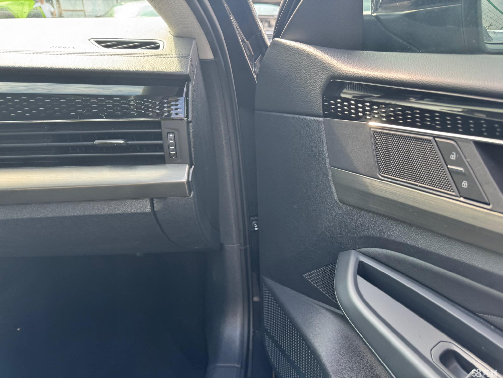 2020款帕薩特330TSI豪華版國(guó)VI 二手市場(chǎng)中的性價(jià)比之選